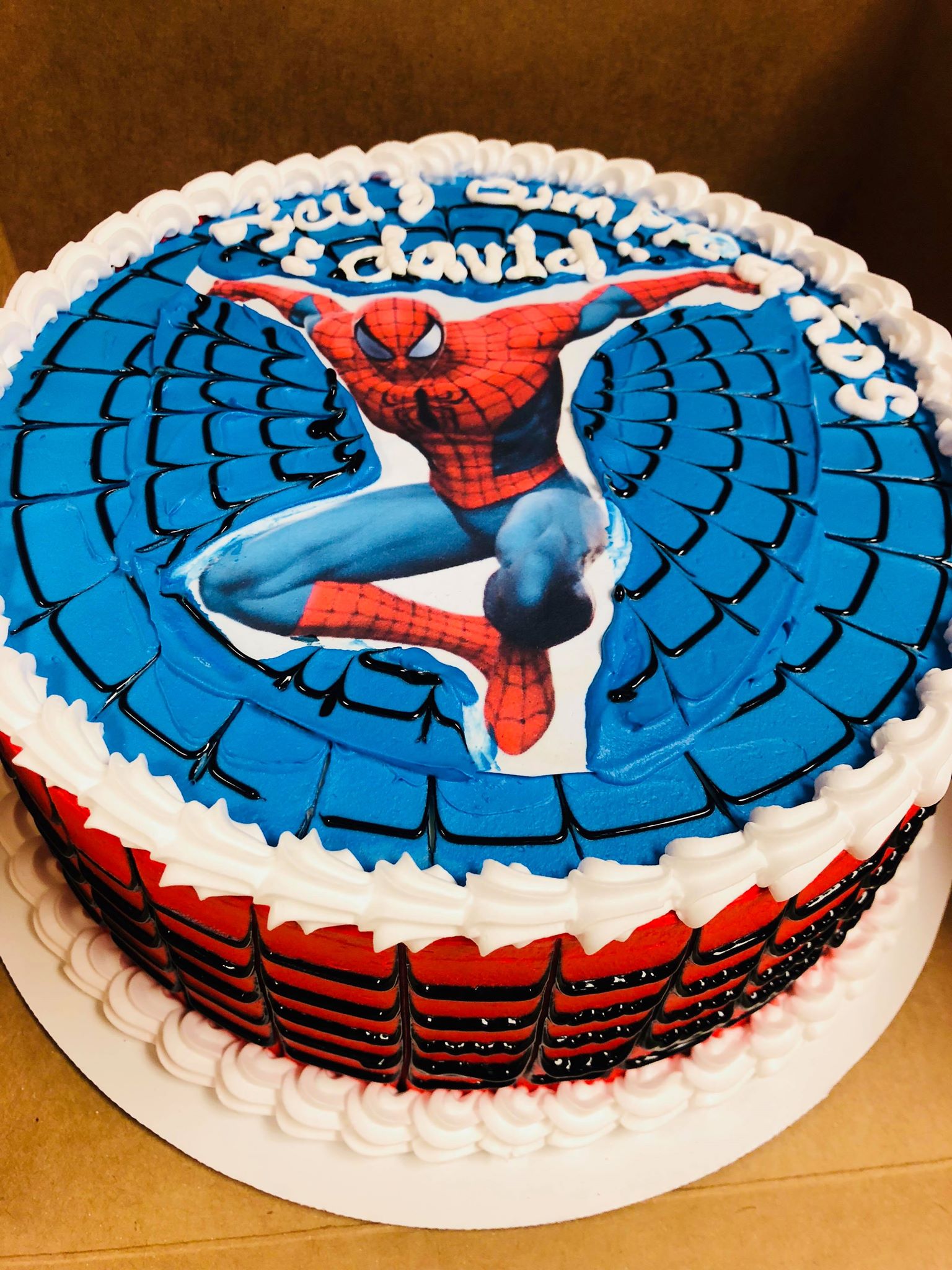 pastel de spiderman – Pasteles de bodas en Aurora, CO | Pastel de quince  años en Aurora, CO | Pasteles ambientados en Aurora, CO |Pasteles Cisne  Cakes & Pastries | Pasteleria en