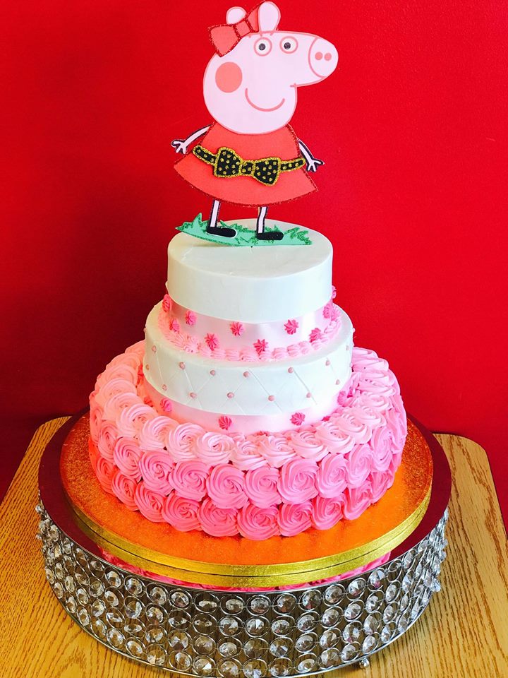 pastel de peppa pig – Pasteles de bodas en Aurora, CO | Pastel de quince  años en Aurora, CO | Pasteles ambientados en Aurora, CO |Pasteles Cisne  Cakes & Pastries | Pasteleria